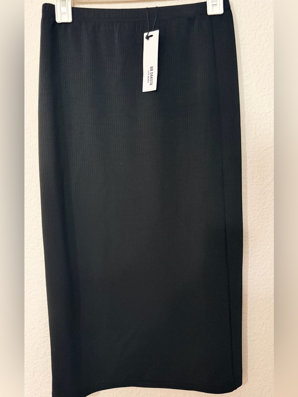BB Dakota Black Pencil Midi Skirt with Subtle Rib Texture